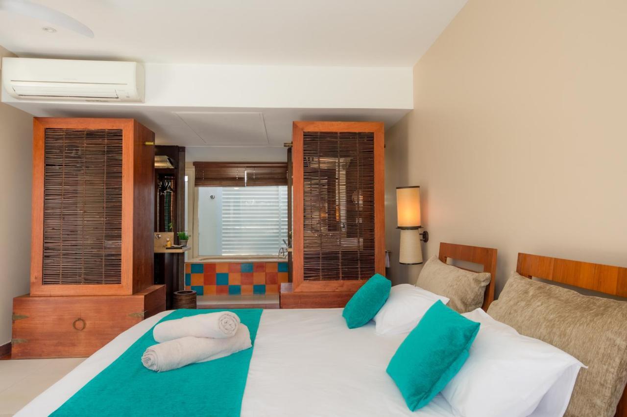Suites Anagani Le Francois Bagian luar foto