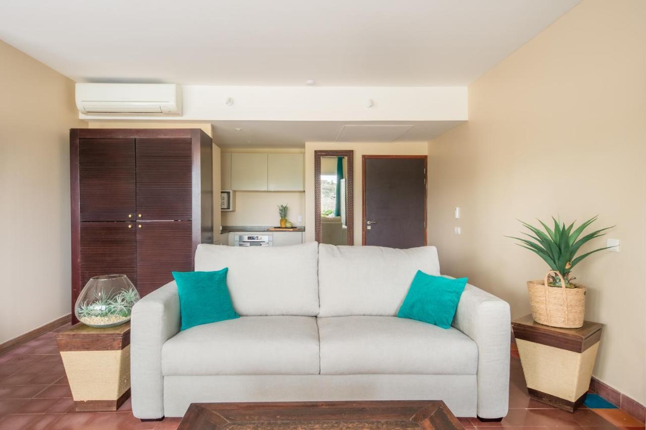 Suites Anagani Le Francois Bagian luar foto